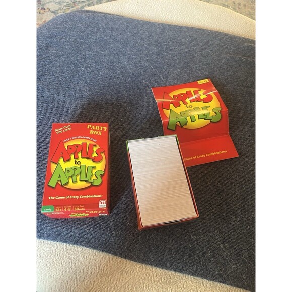 Apples to Apples Party Box Game - Complete - Mattel - 2014 - EUC - Picture 2 of 3
